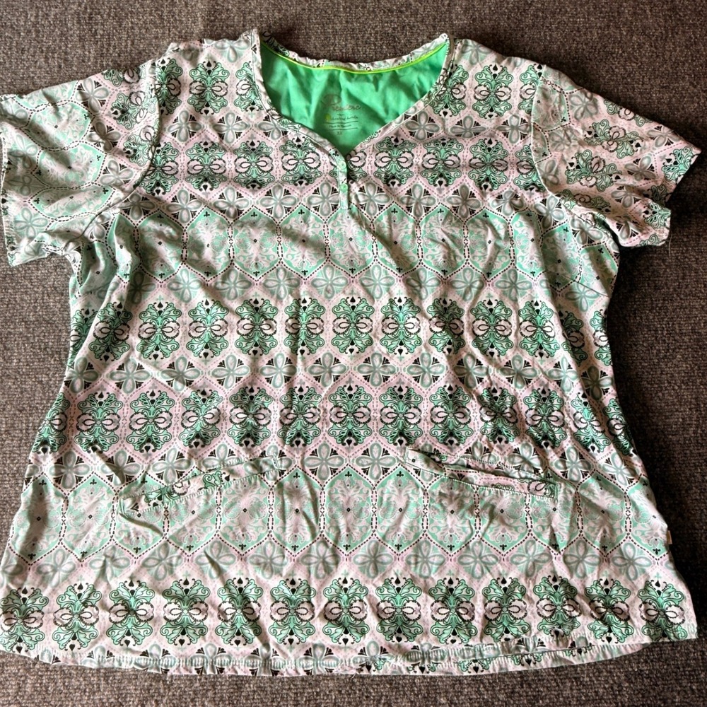 Healing Hands Premiere Womens 3X‎ Scrub Top Mint Green Geometric Damask Y-Neck